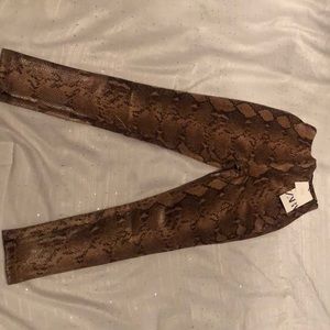 ZARA LEGGING HIGH RISE